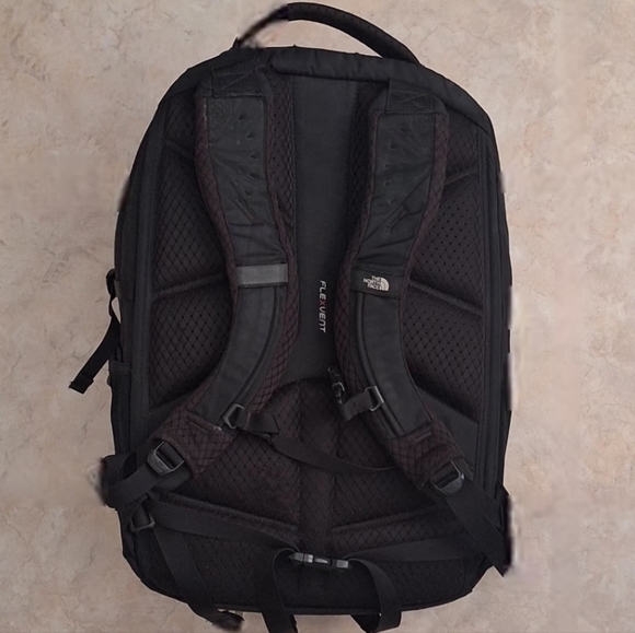 The North Face Borealis Backpack - Picture 15 of 16